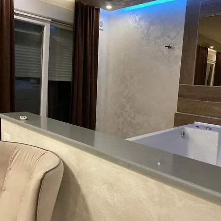 Luxury Adventure Apartman *