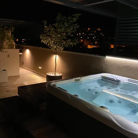 Luxury Adventure Апартаменты *